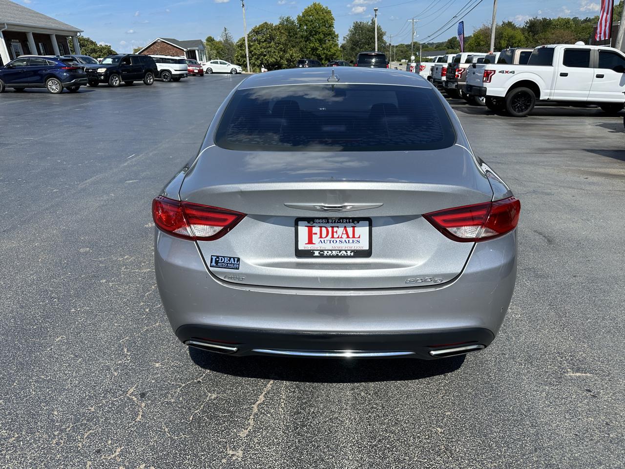 Chrysler 200 4dr Sdn C AWD 2015