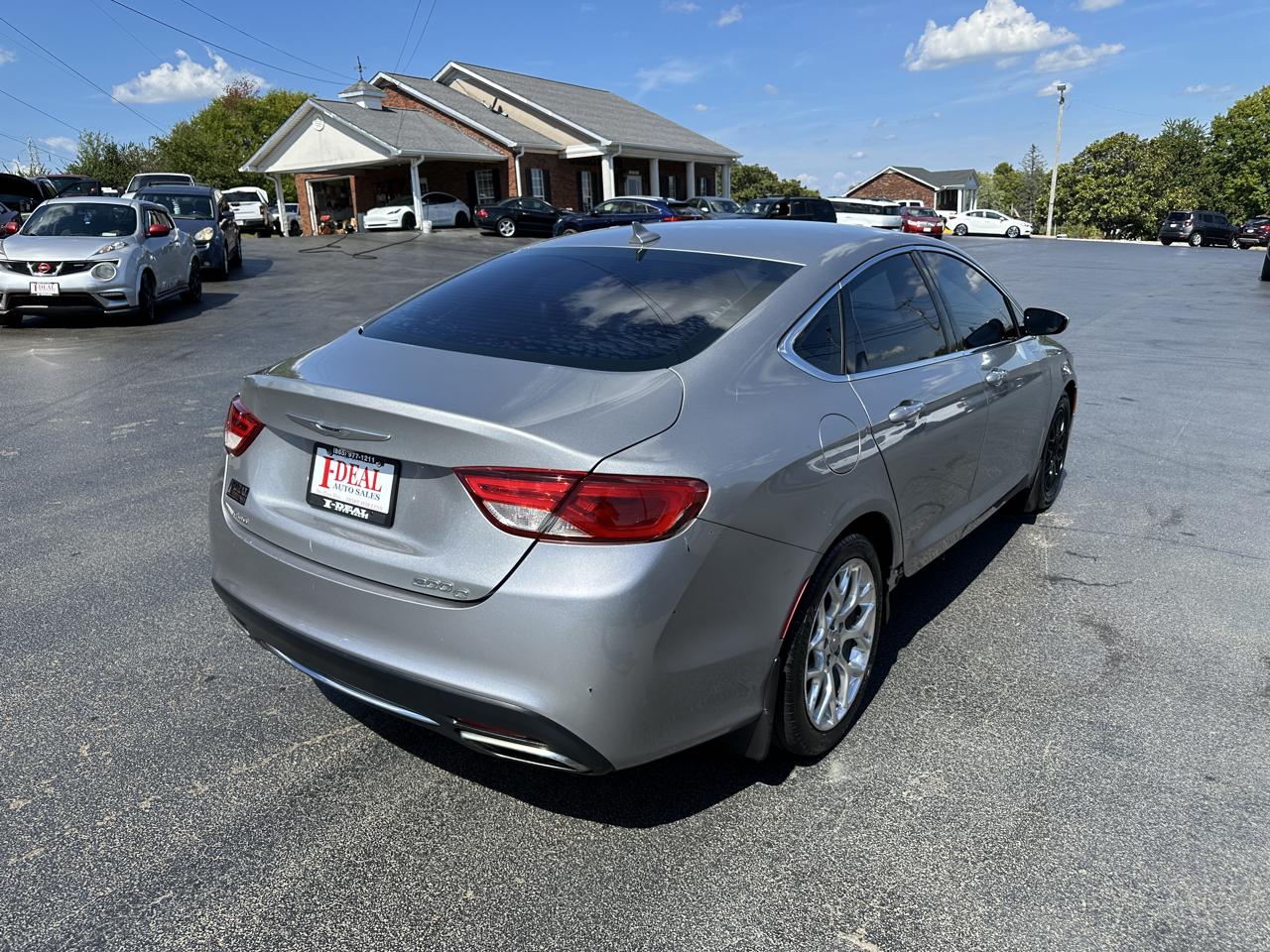 Chrysler 200 4dr Sdn C AWD 2015
