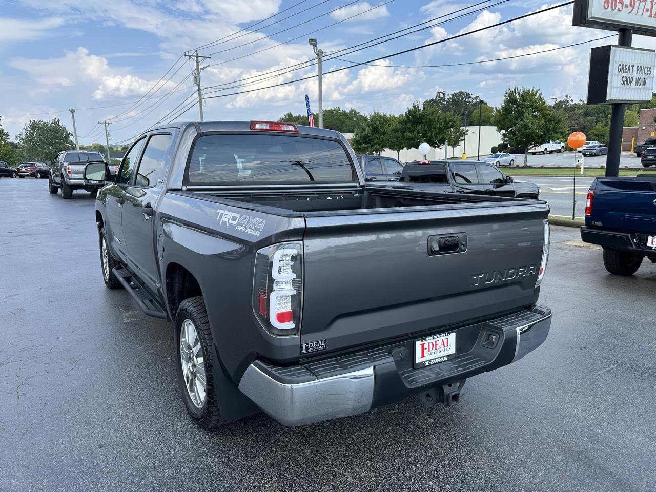 Toyota Tundra 4WD SR5 CrewMax 5.5' Bed 5.7L (Natl) 2017