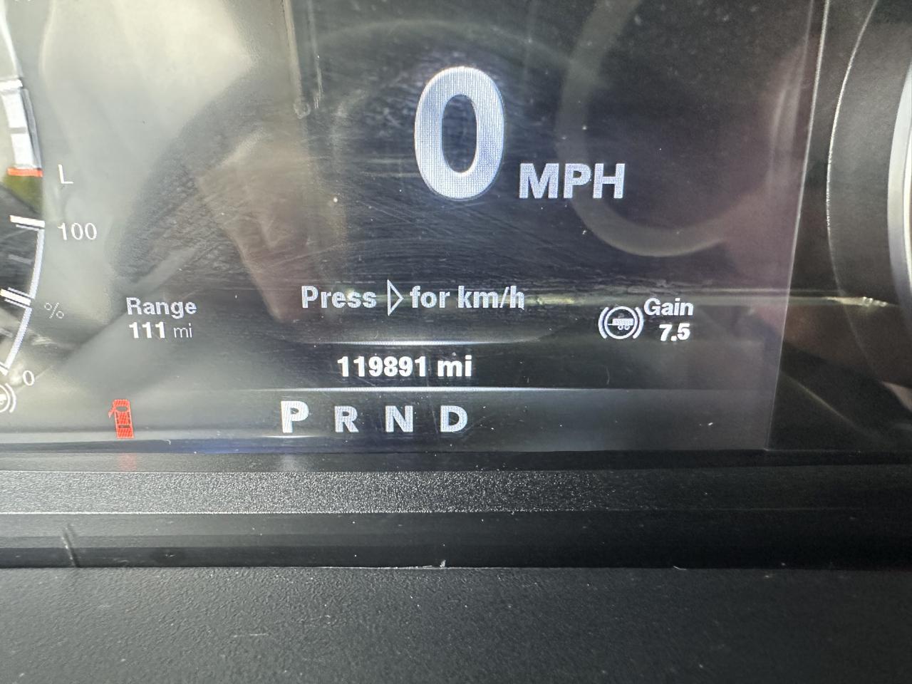 RAM 1500 4WD Quad Cab 140.5" Laramie 2014