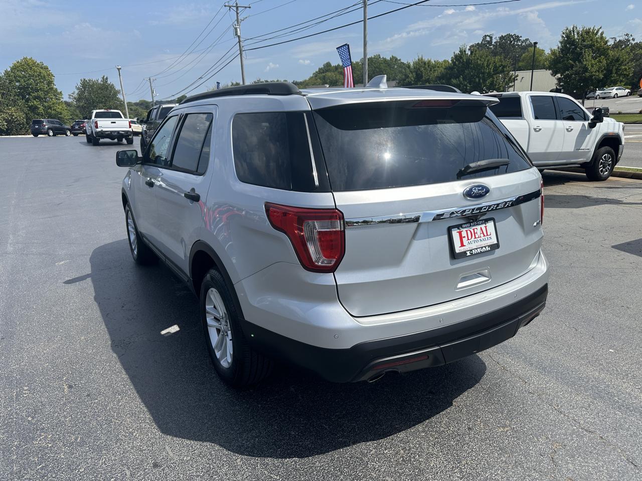 Ford Explorer Base 4WD 2017