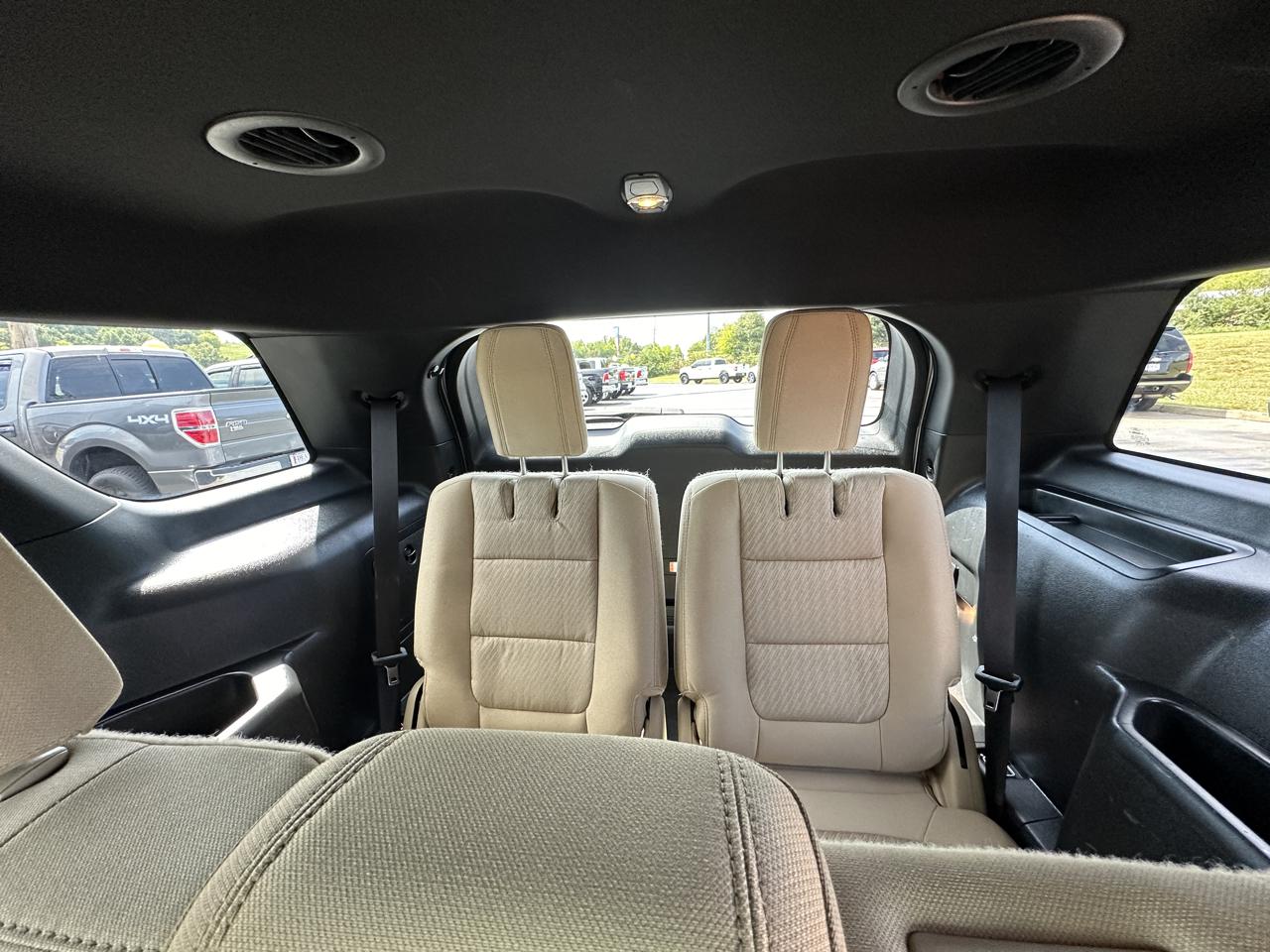 Ford Explorer Base 4WD 2017