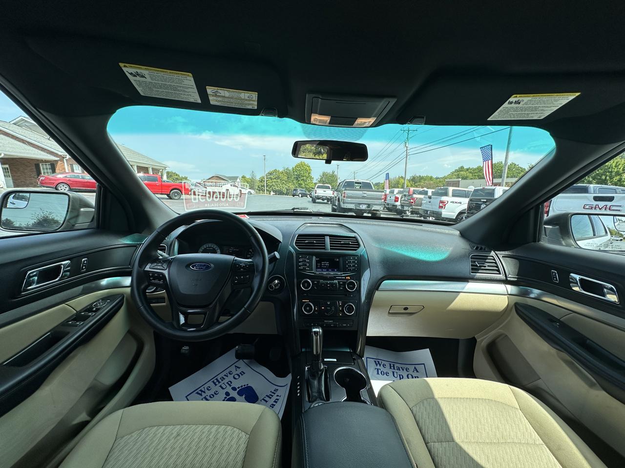 Ford Explorer Base 4WD 2017