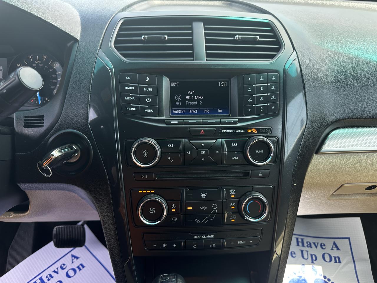 Ford Explorer Base 4WD 2017