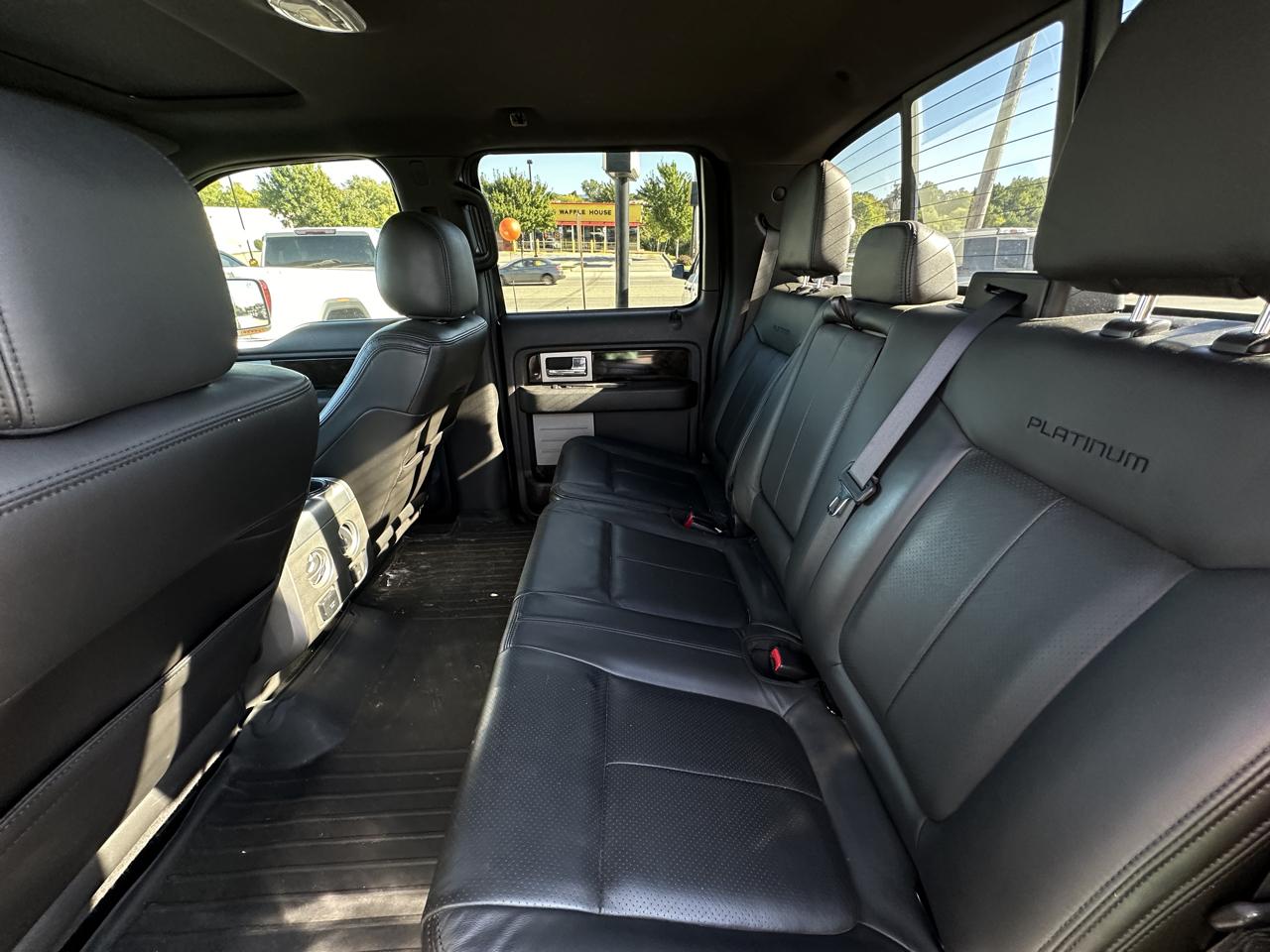 Ford F-150 4WD SuperCrew 145" Platinum 2013