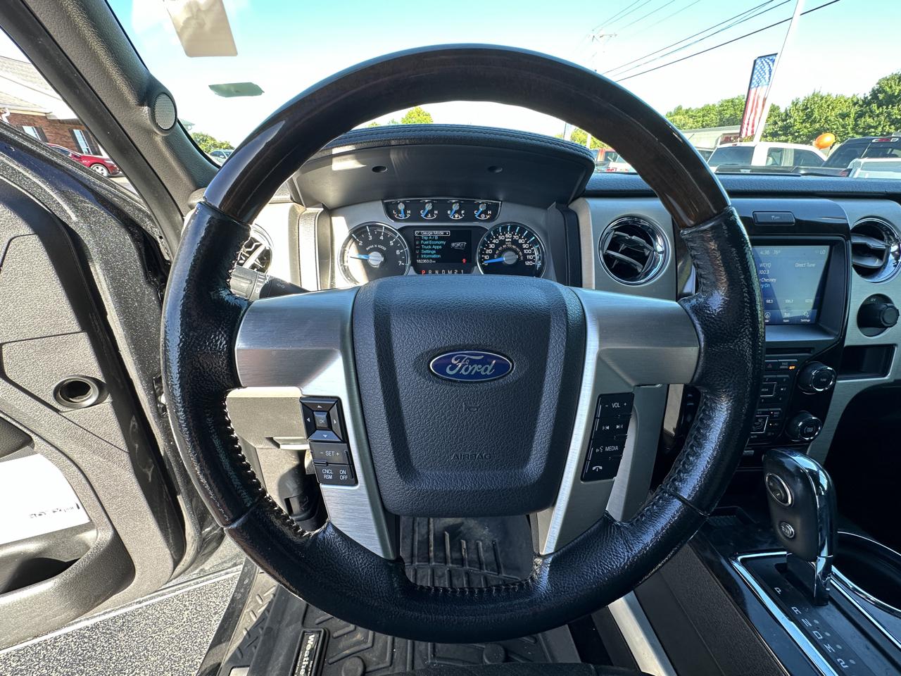 Ford F-150 4WD SuperCrew 145" Platinum 2013