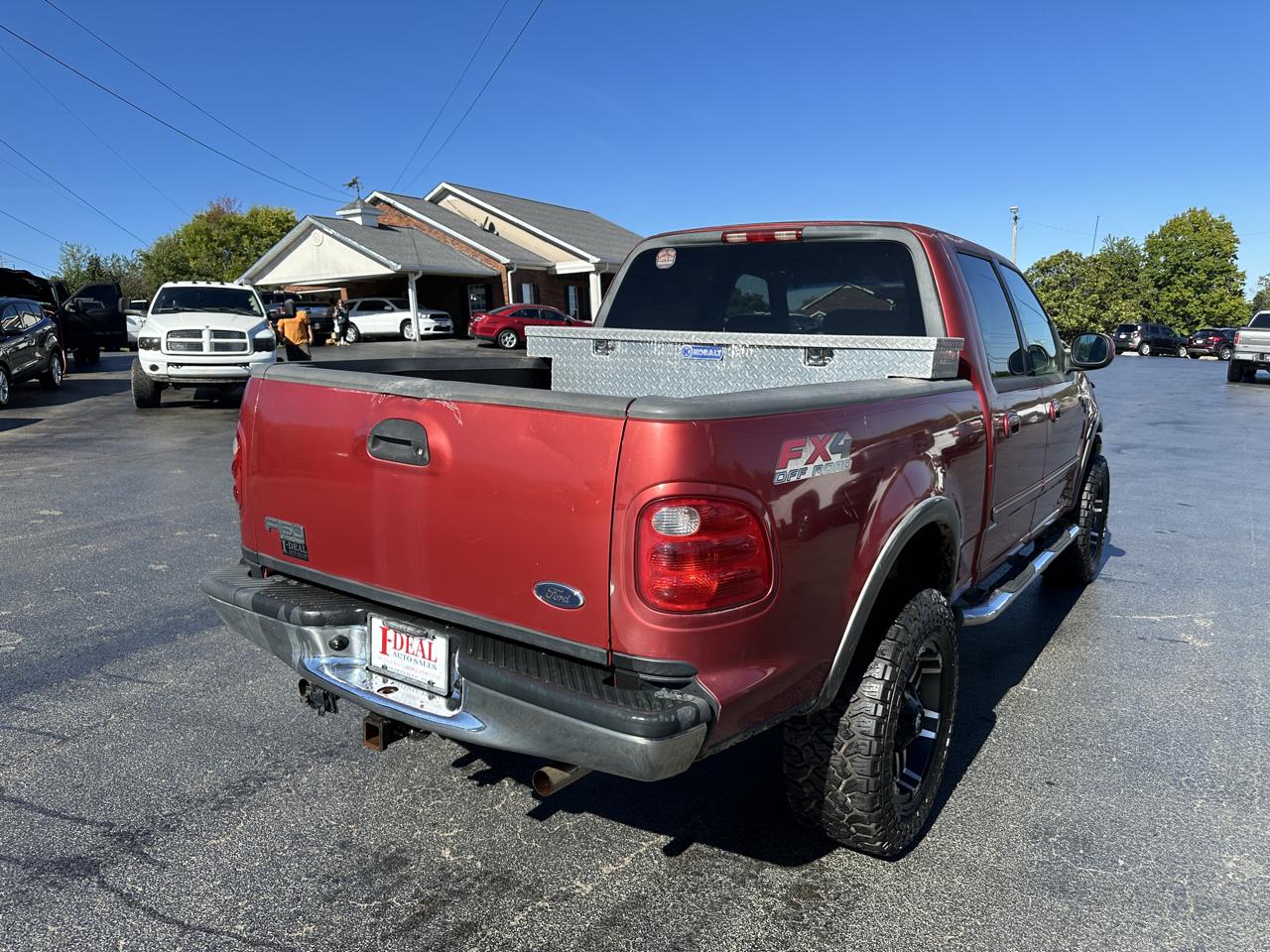 Ford F-150 SuperCrew 139" XLT 4WD 2002