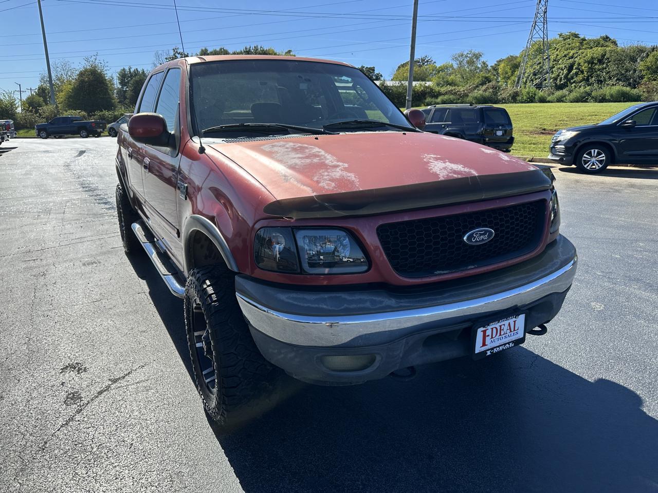Ford F-150 SuperCrew 139" XLT 4WD 2002