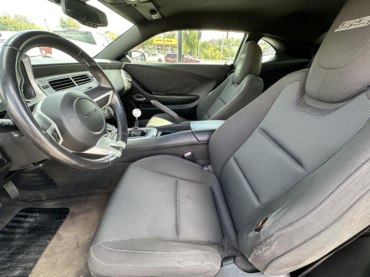 Chevrolet Camaro 2dr Cpe 1SS 2010
