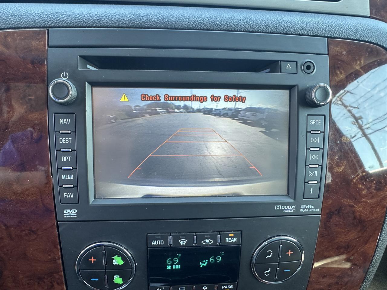 Chevrolet Tahoe 4WD 4dr 1500 LTZ 2012