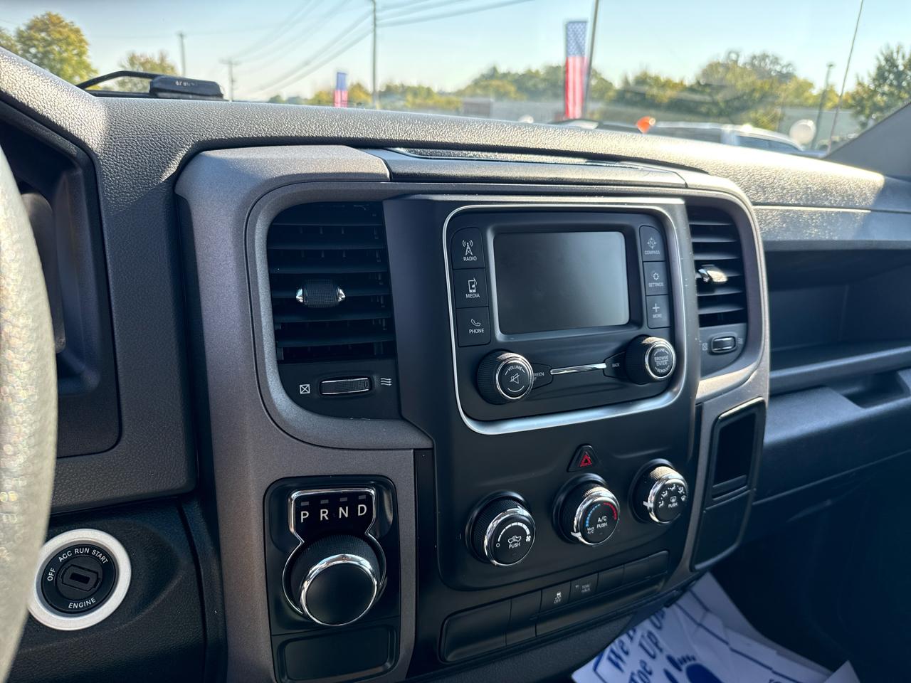 RAM 1500 Classic Tradesman 4x2 Reg Cab 8' Box 2019