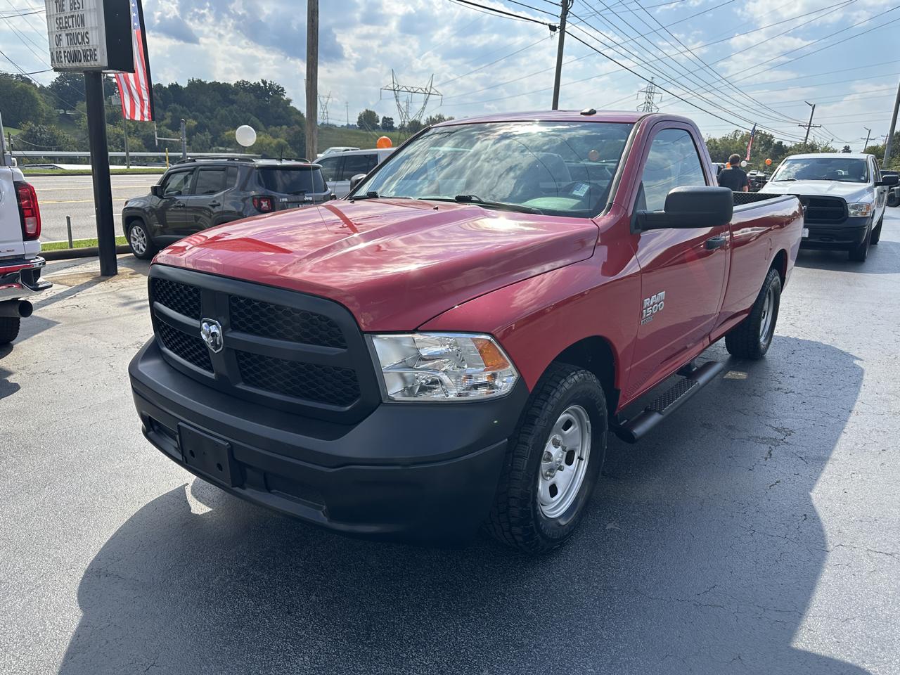 RAM 1500 Classic Tradesman 4x2 Reg Cab 8' Box 2019