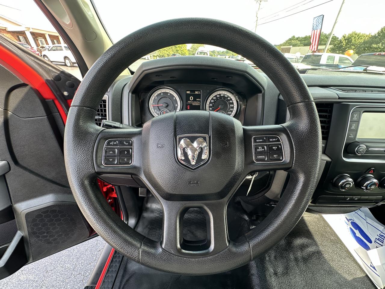RAM 1500 Classic Tradesman 4x2 Reg Cab 8' Box 2019