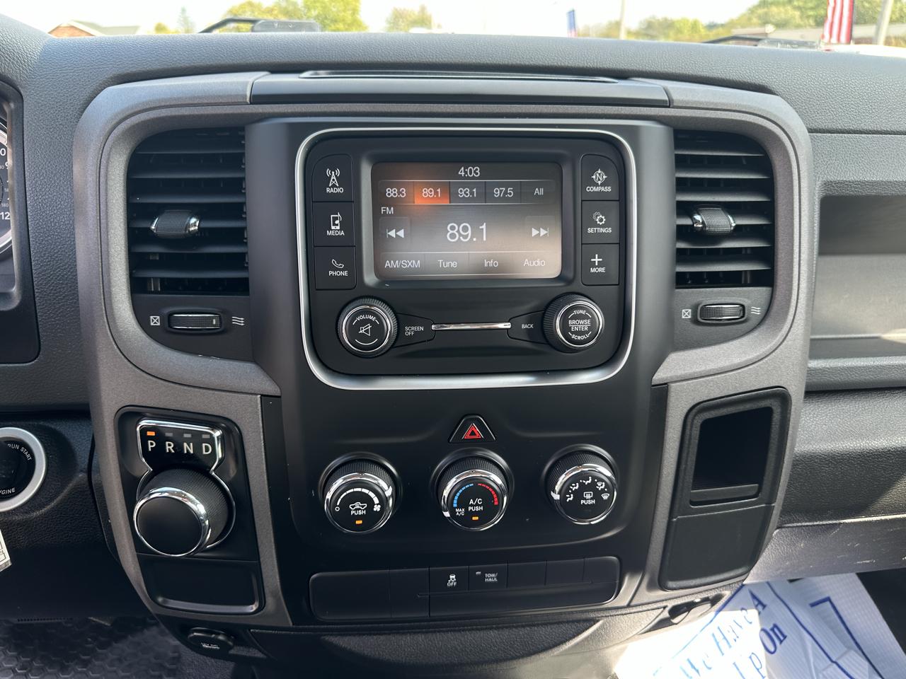 RAM 1500 Classic Tradesman 4x2 Reg Cab 8' Box 2019