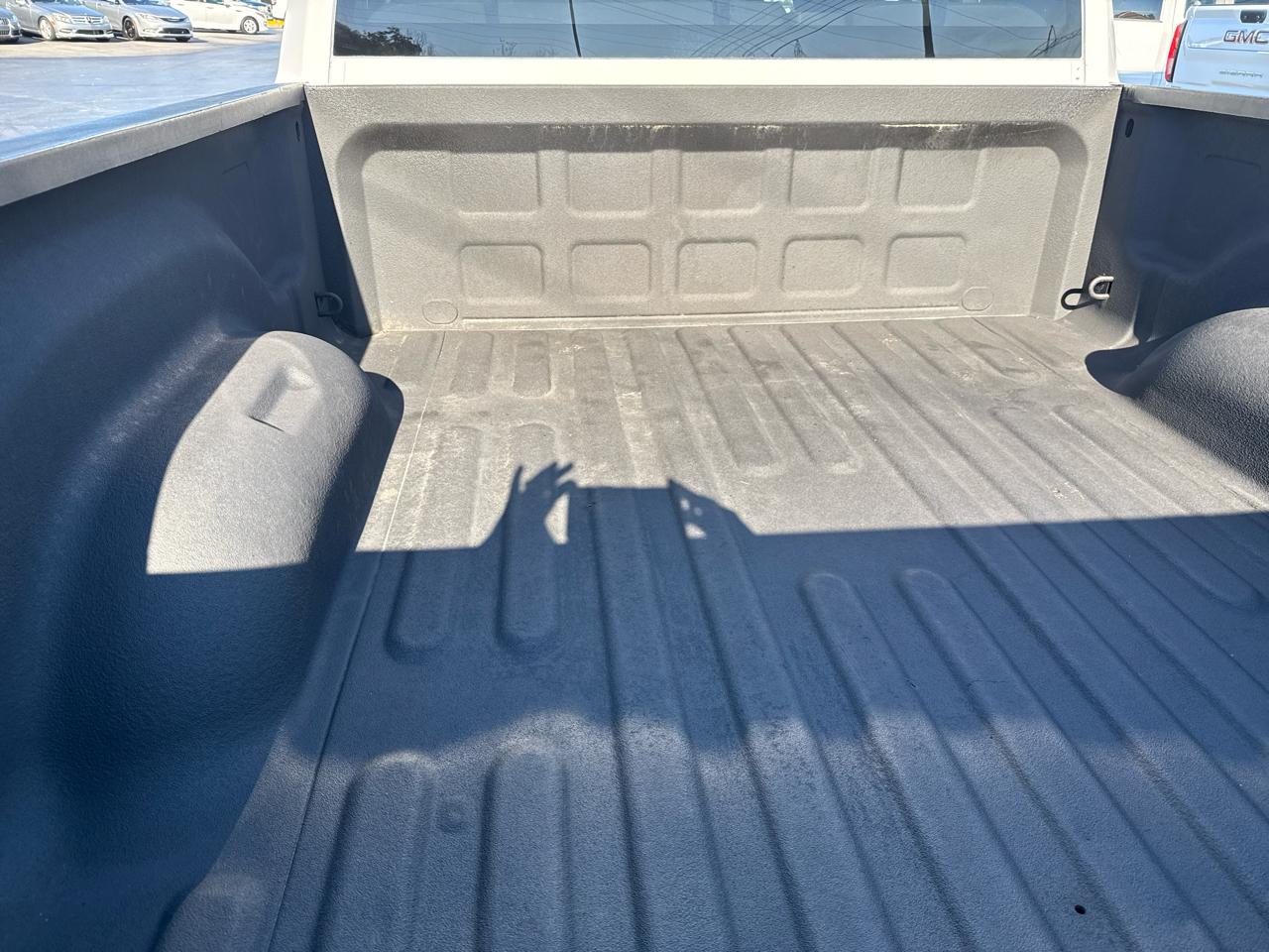 RAM 1500 4WD Quad Cab 140.5" Tradesman 2016