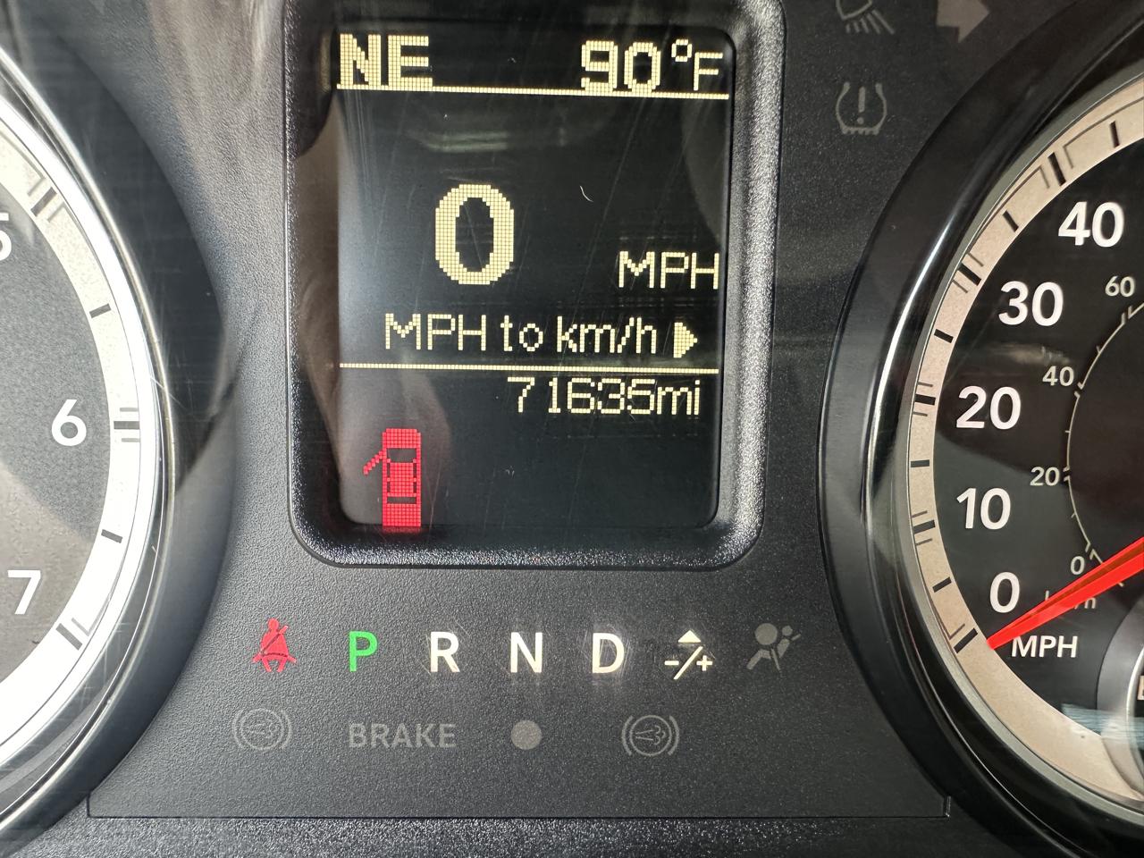 RAM 1500 4WD Quad Cab 140.5" Tradesman 2016