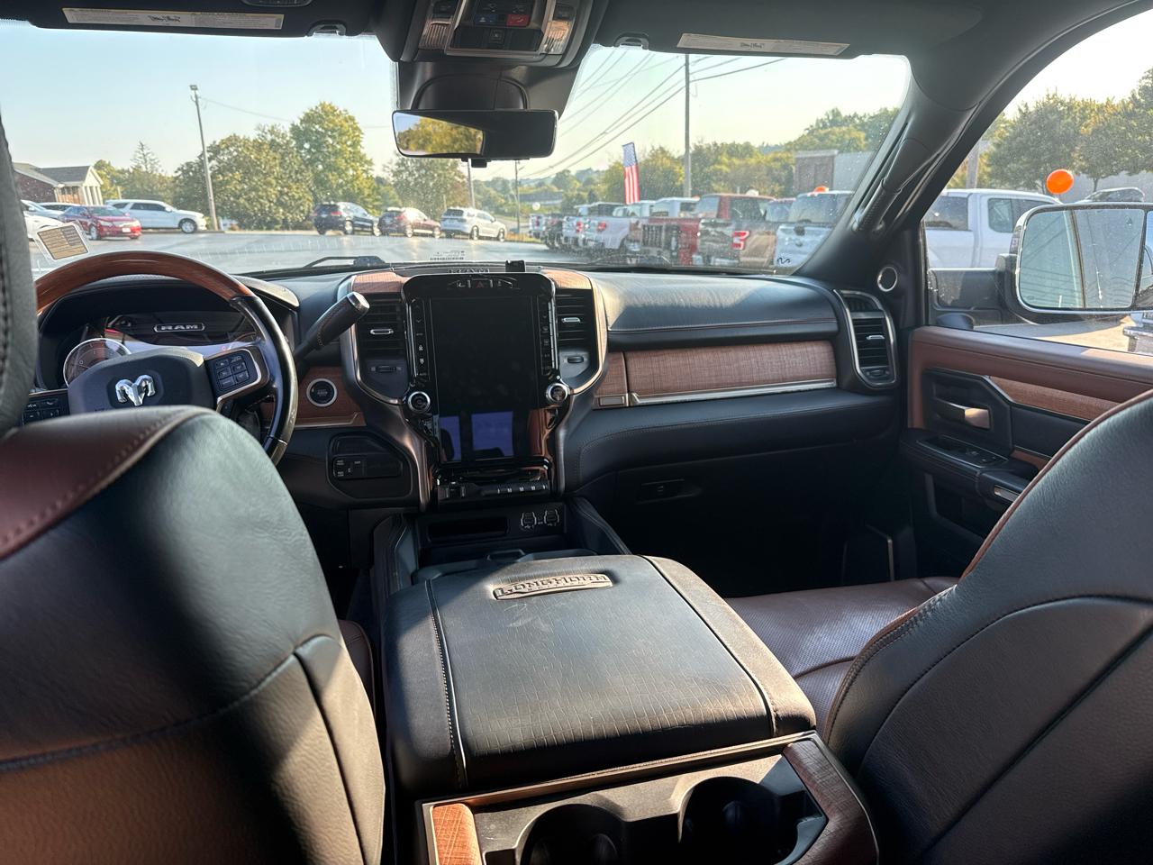 RAM 2500 Longhorn 4x4 Mega Cab 6'4" Box 2022