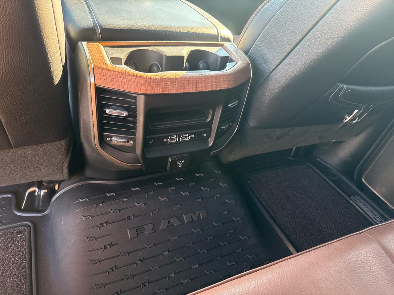 RAM 2500 Longhorn 4x4 Mega Cab 6'4" Box 2022