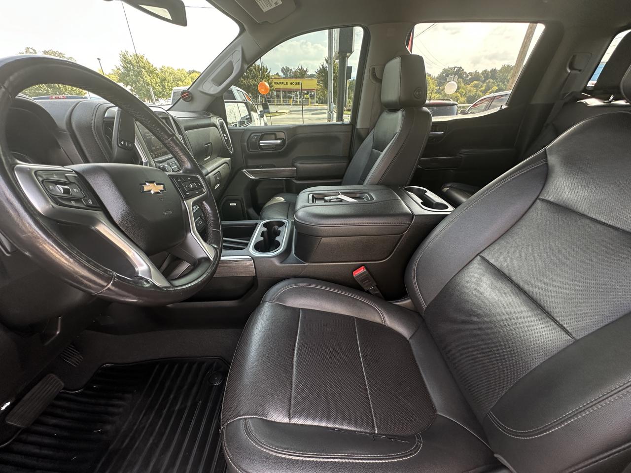 Chevrolet Silverado 1500 4WD Crew Cab 147" LTZ 2021