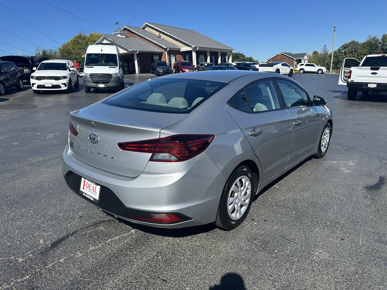 Hyundai Elantra SE IVT 2020