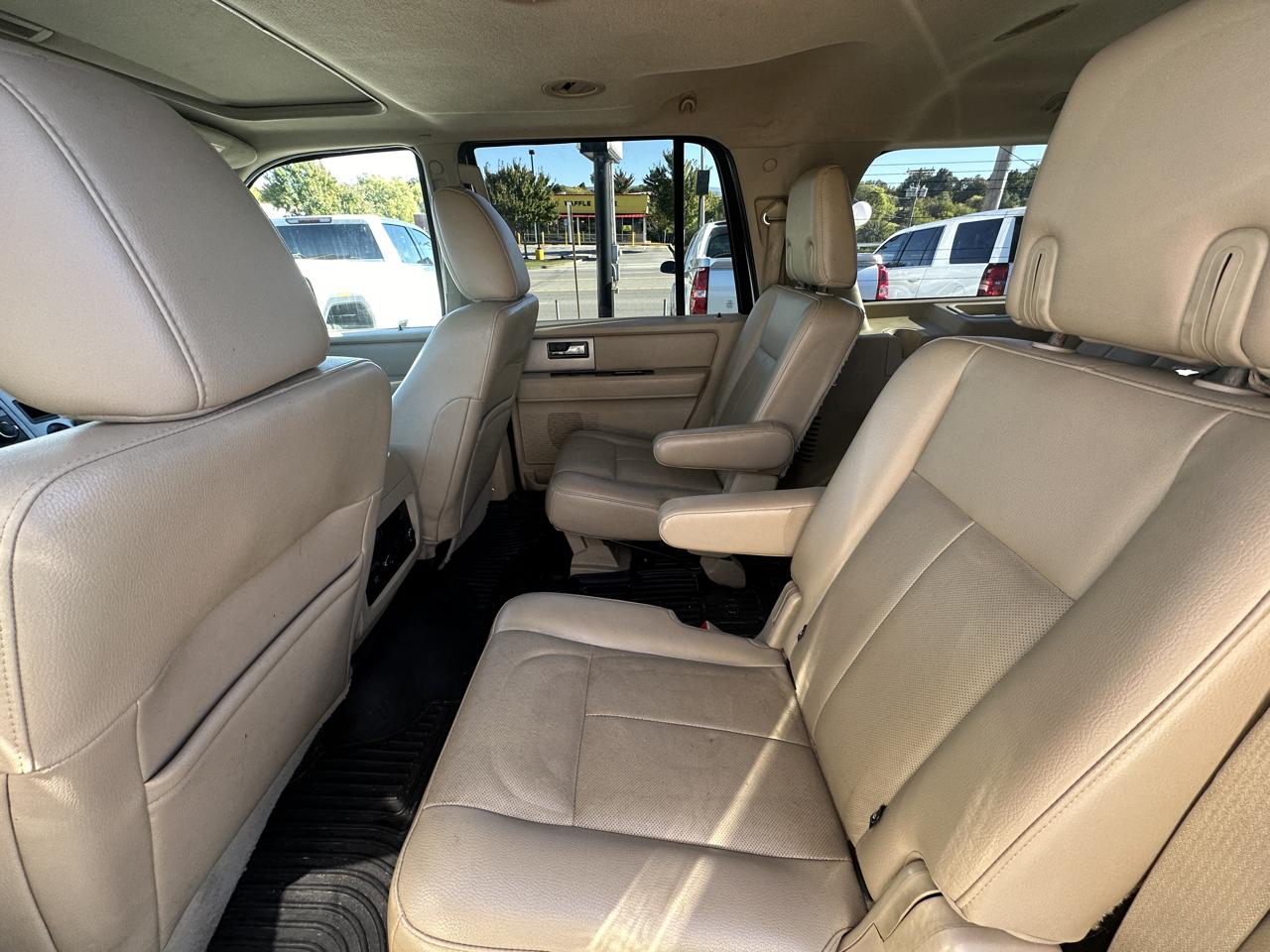 Ford Expedition EL 4WD 4dr Limited 2015