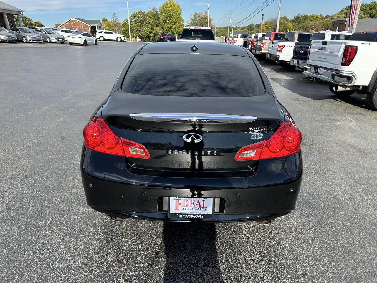 Infiniti G37 Sedan 4dr Journey RWD 2013