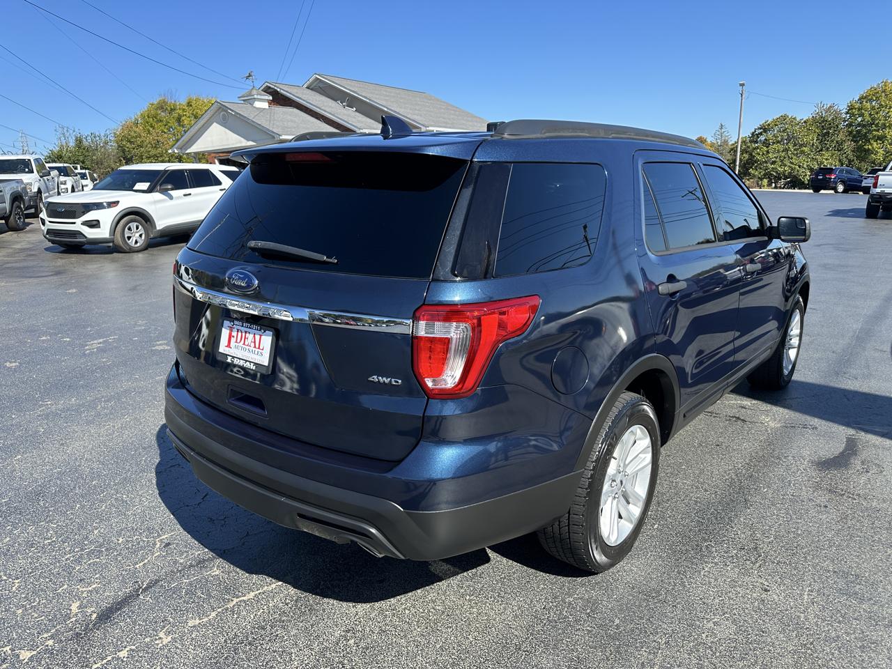 Ford Explorer Base 4WD 2017