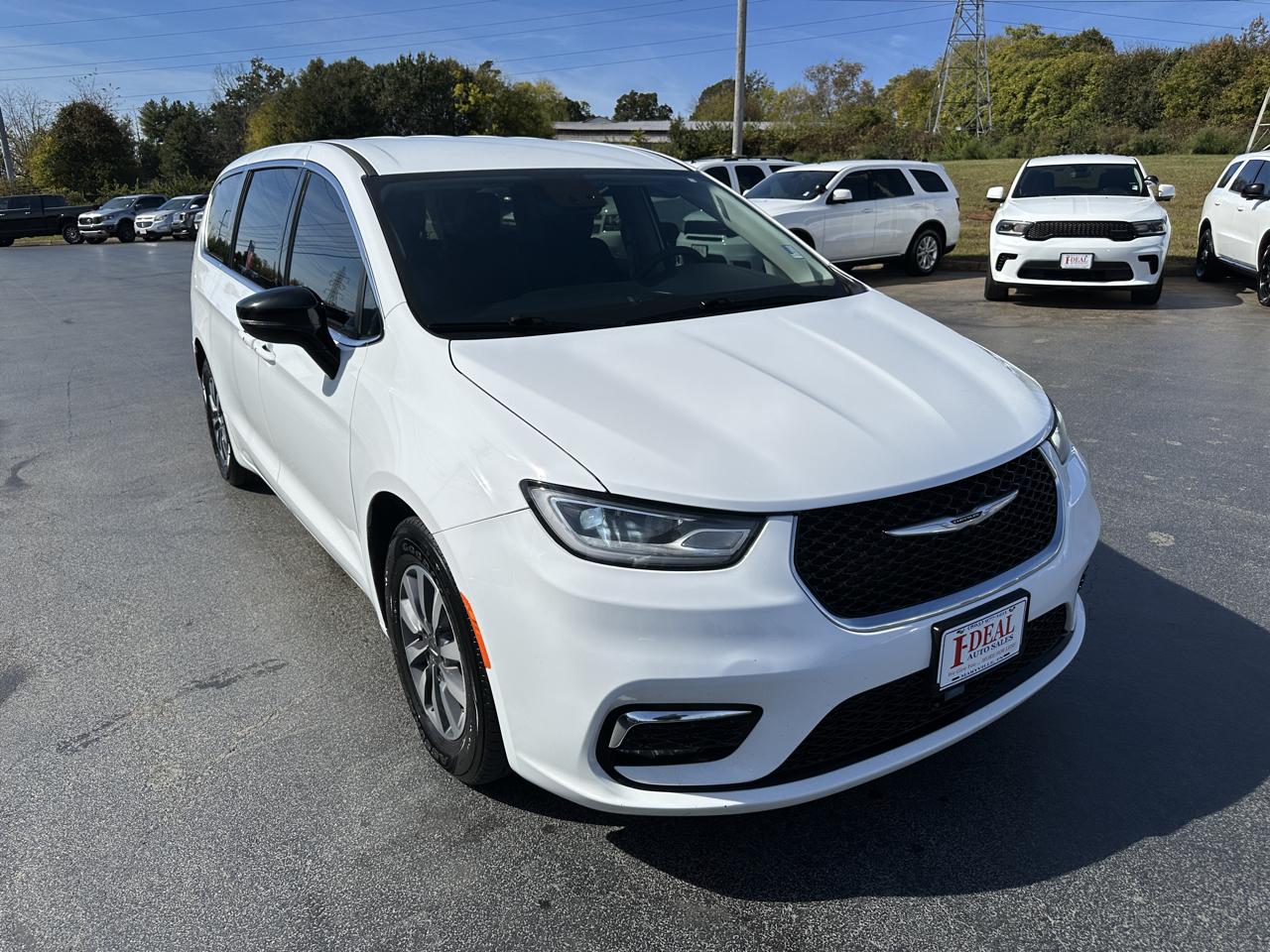 Chrysler Pacifica Hybrid Select FWD 2024