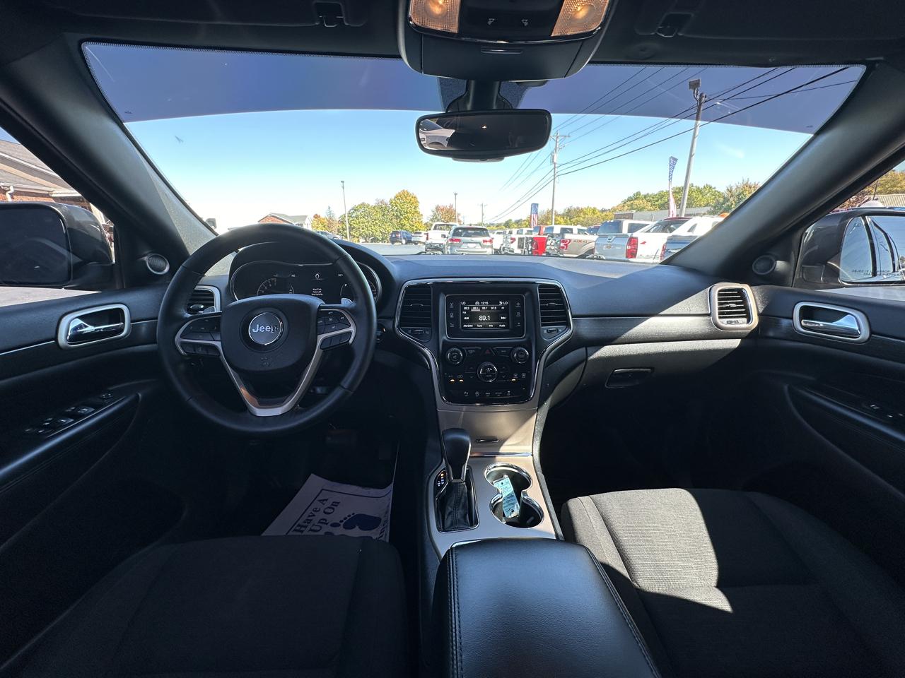 Jeep Grand Cherokee Laredo 4x4 2017