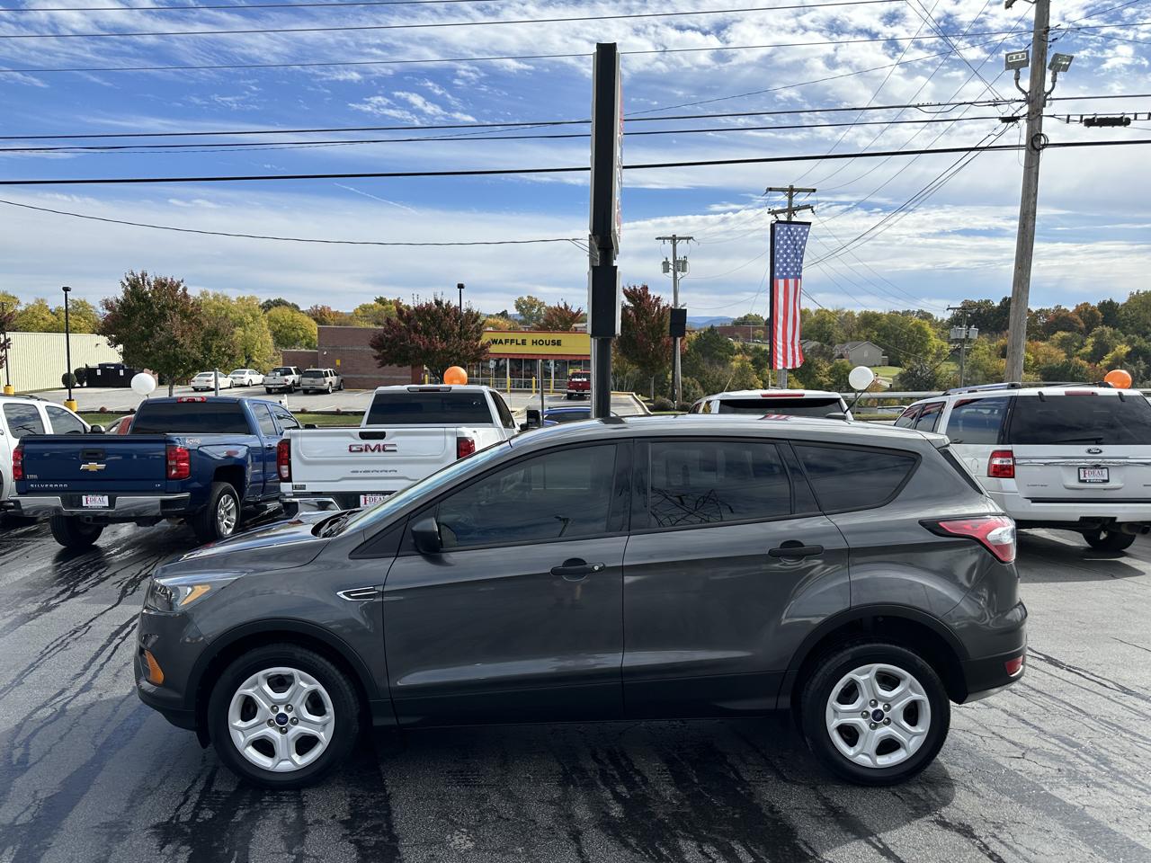Ford Escape S FWD 2018