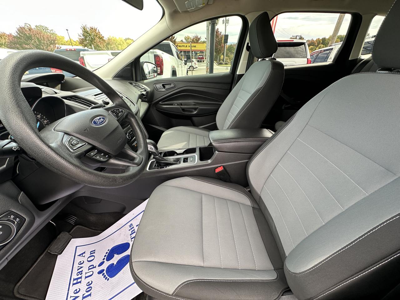 Ford Escape S FWD 2018