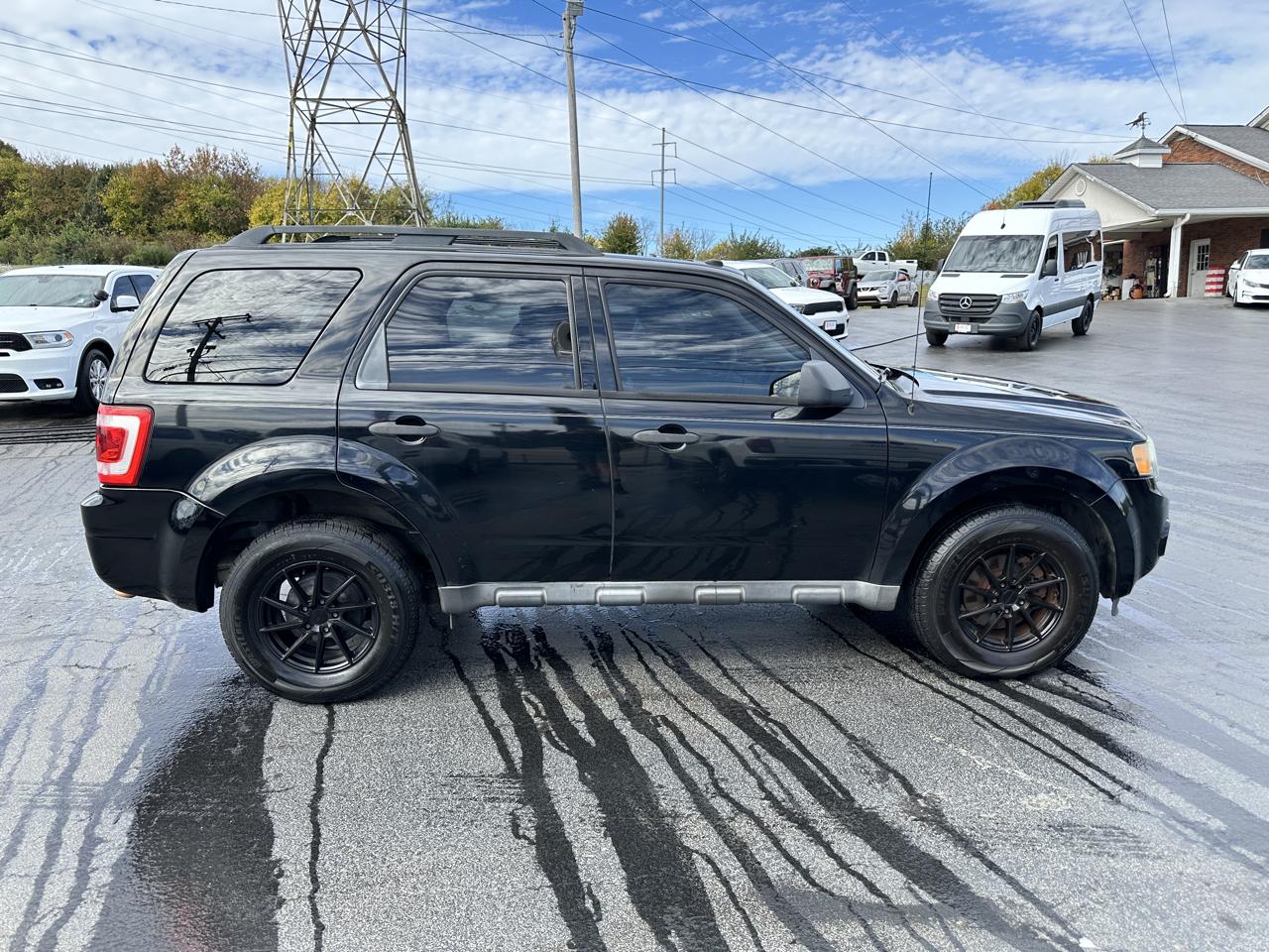 Ford Escape 4WD 4dr XLT 2012
