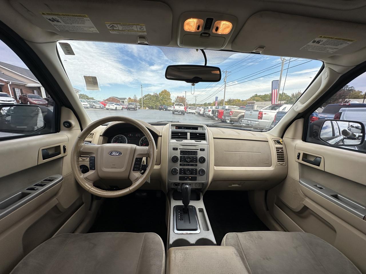 Ford Escape 4WD 4dr XLT 2012