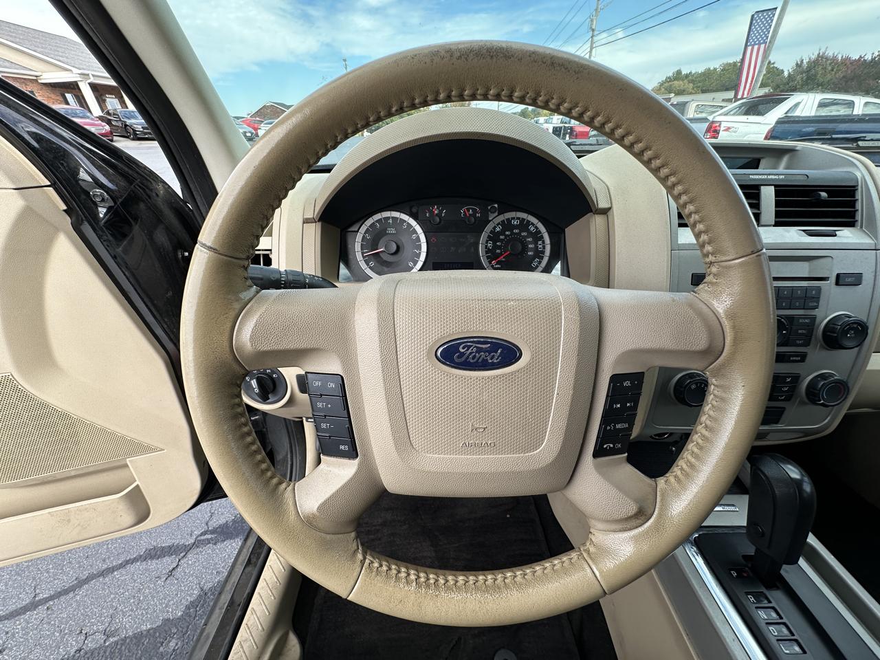 Ford Escape 4WD 4dr XLT 2012