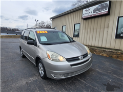 2004 Toyota Sienna  2004 Toyota Sienna