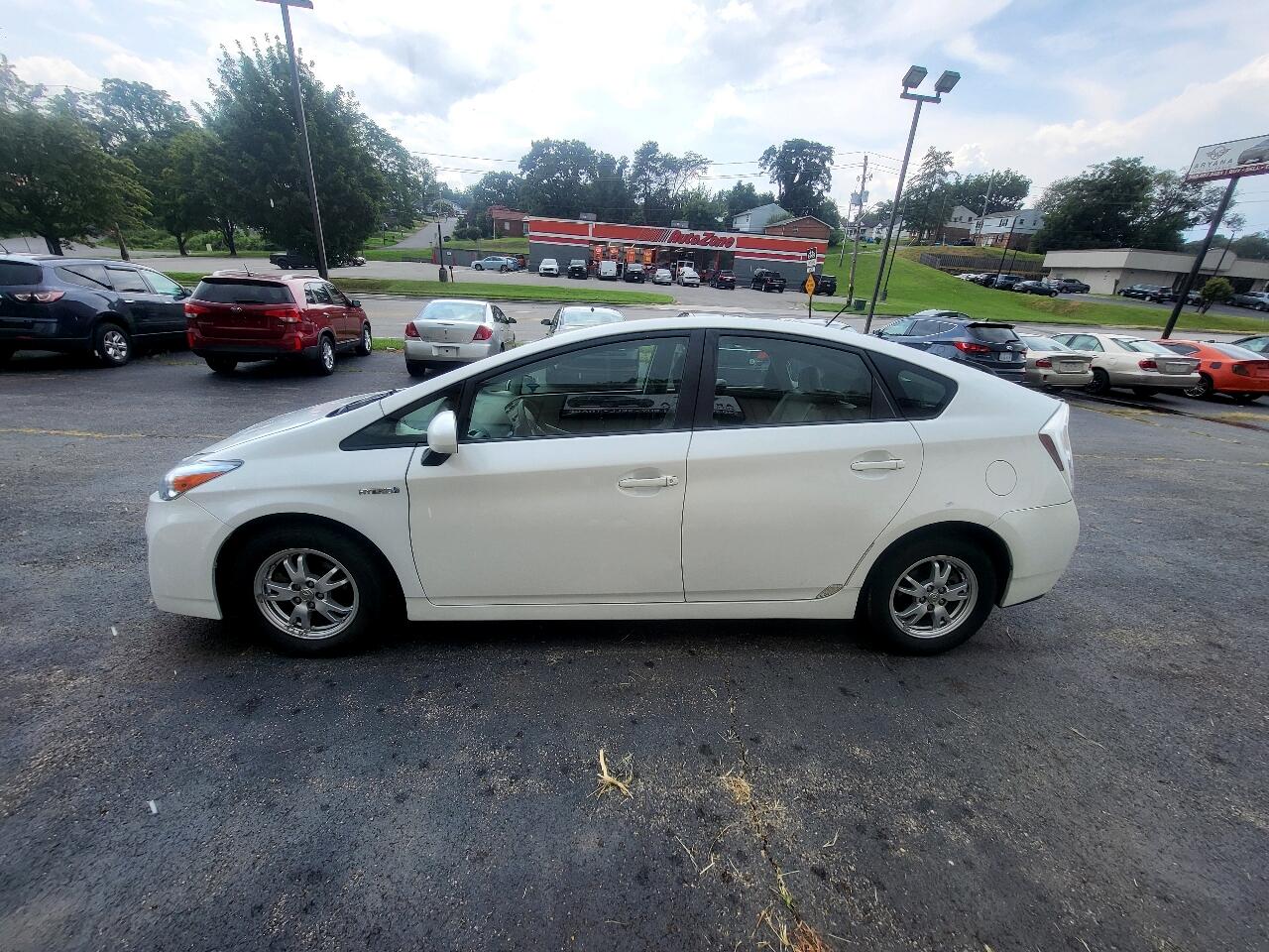 Toyota Prius  2010