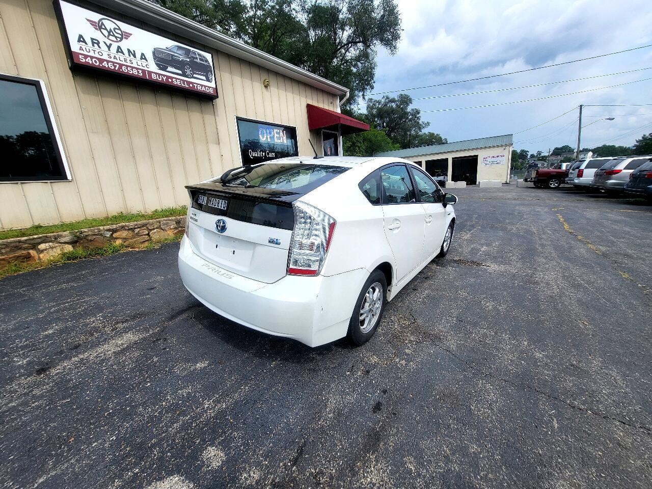 Toyota Prius  2010