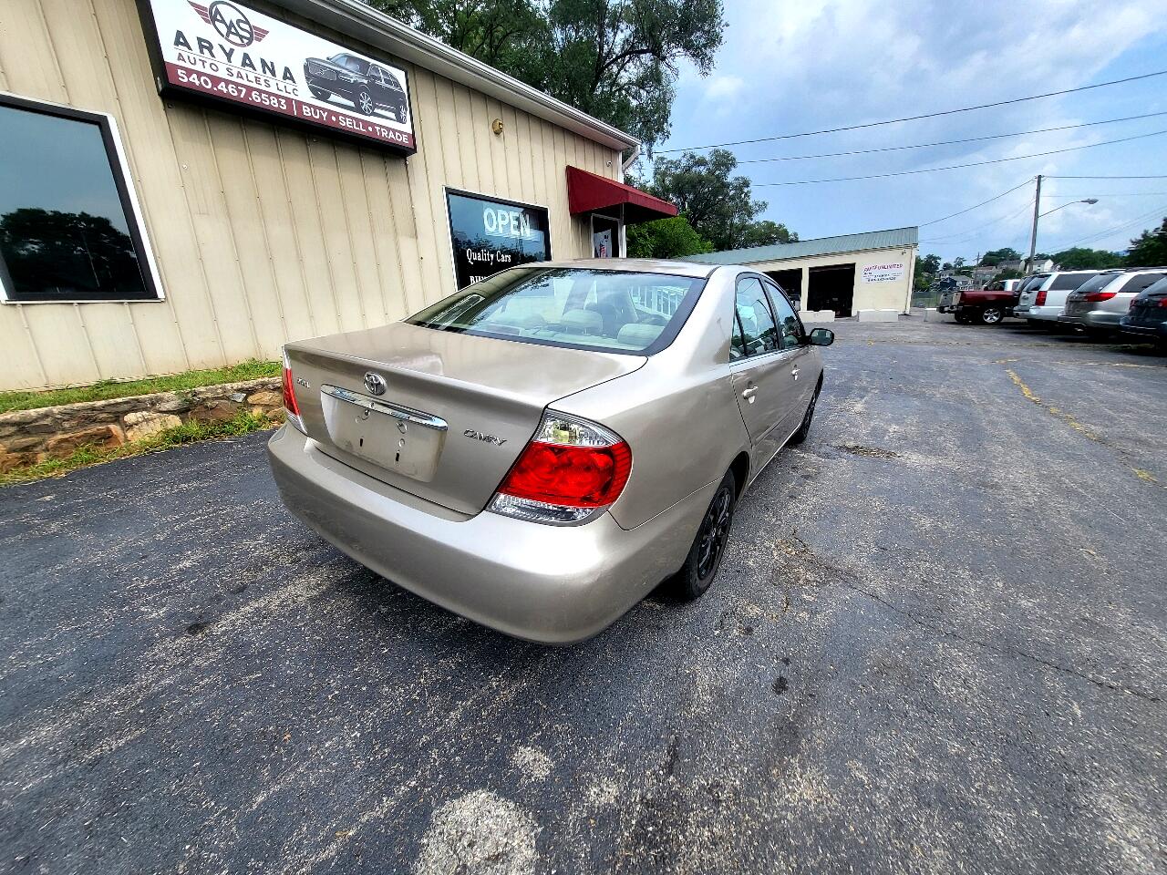 Toyota Camry Standard 2006