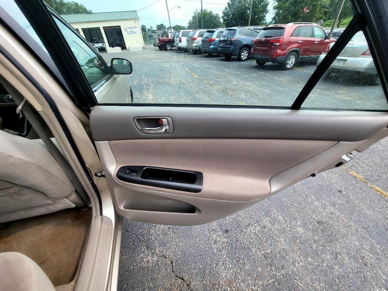 Toyota Camry Standard 2006