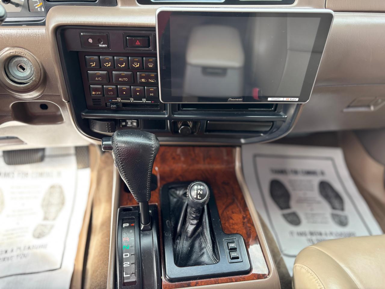 Lexus LX 450 Luxury Wagon 4dr Wgn 1997