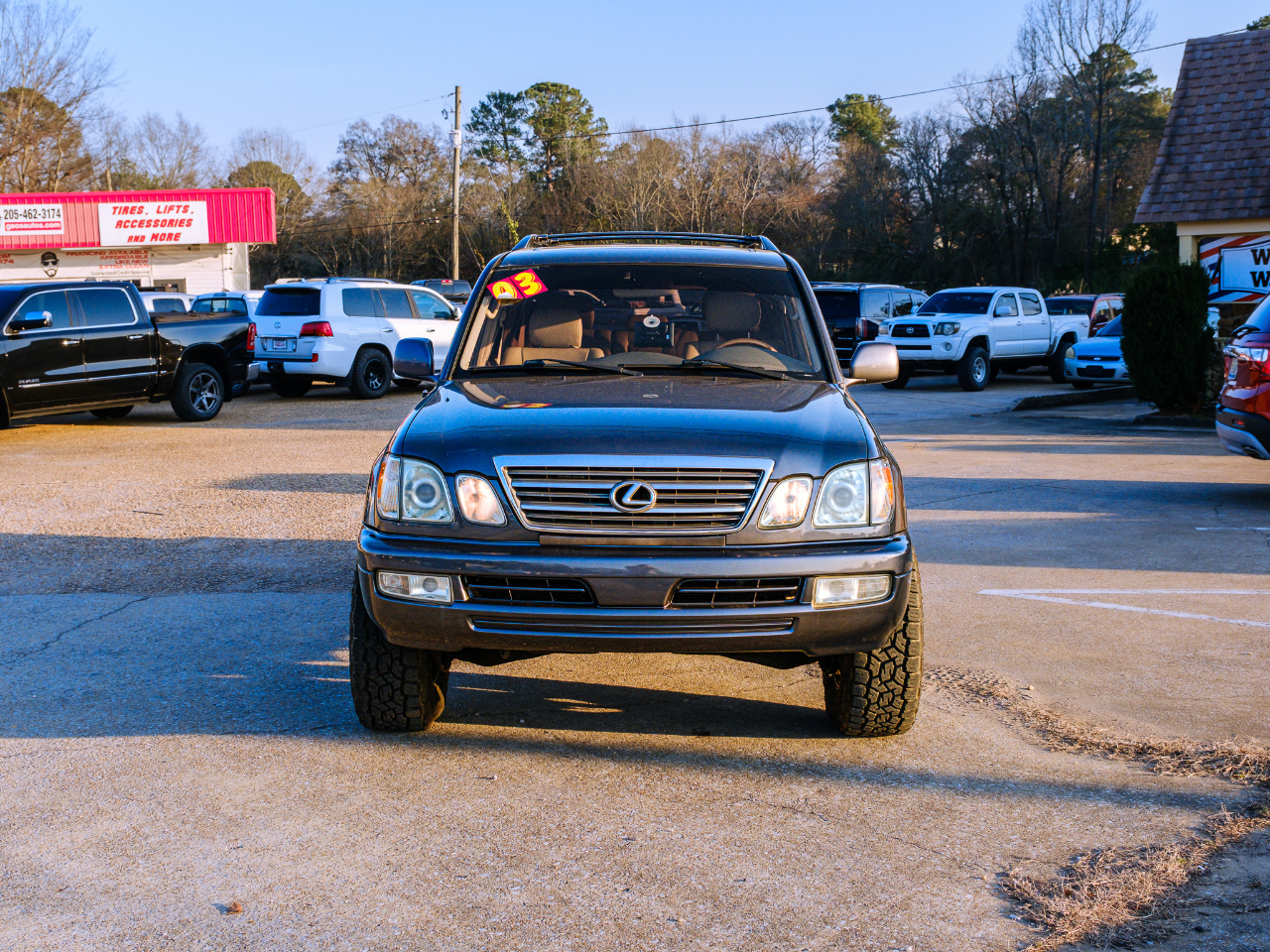 Lexus LX 470 4dr SUV 2003