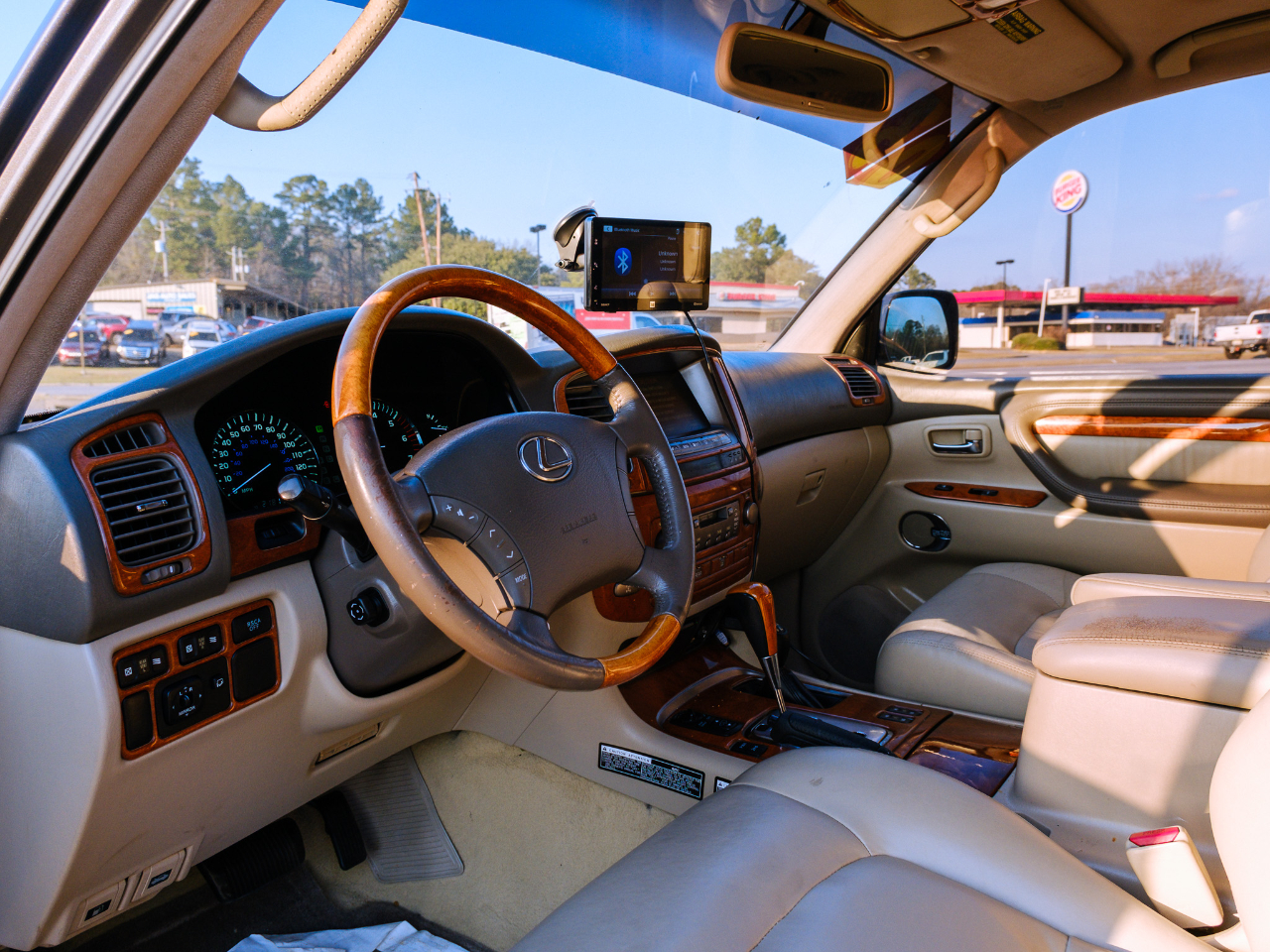 Lexus LX 470 4dr SUV 2003