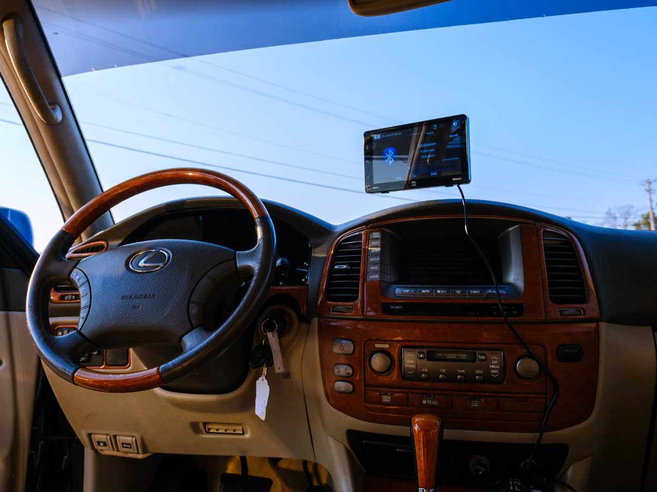 Lexus LX 470 4dr SUV 2003