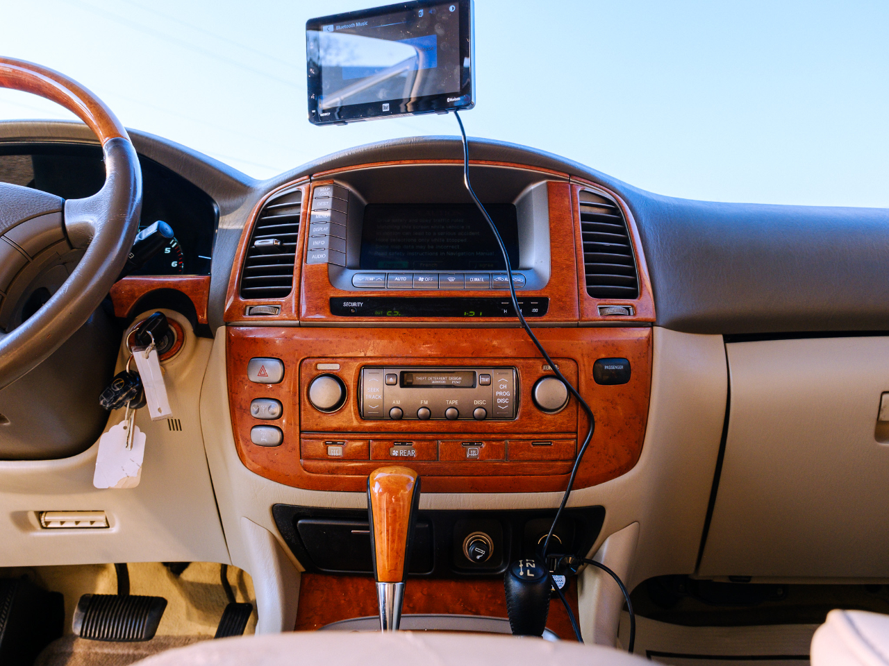 Lexus LX 470 4dr SUV 2003