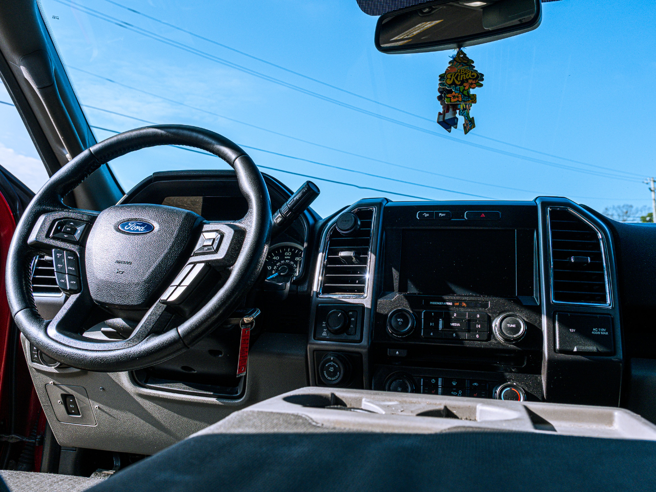 Ford F-150 Lariat SuperCrew 5.5-ft. Bed 4WD 2016