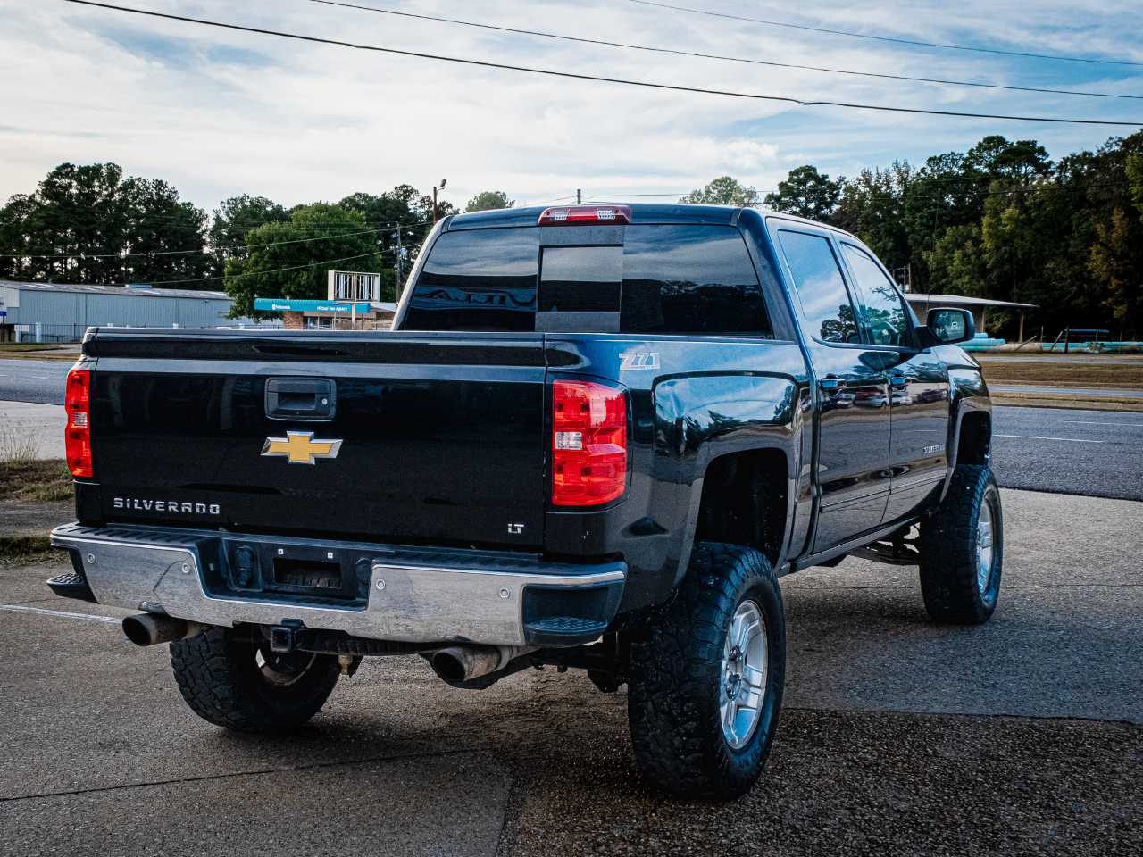 Chevrolet Silverado 1500 LT Crew Cab Long Box 4WD 2015 Chevrolet Silverado 1500 LT Crew Cab Long Box 4WD 2015
