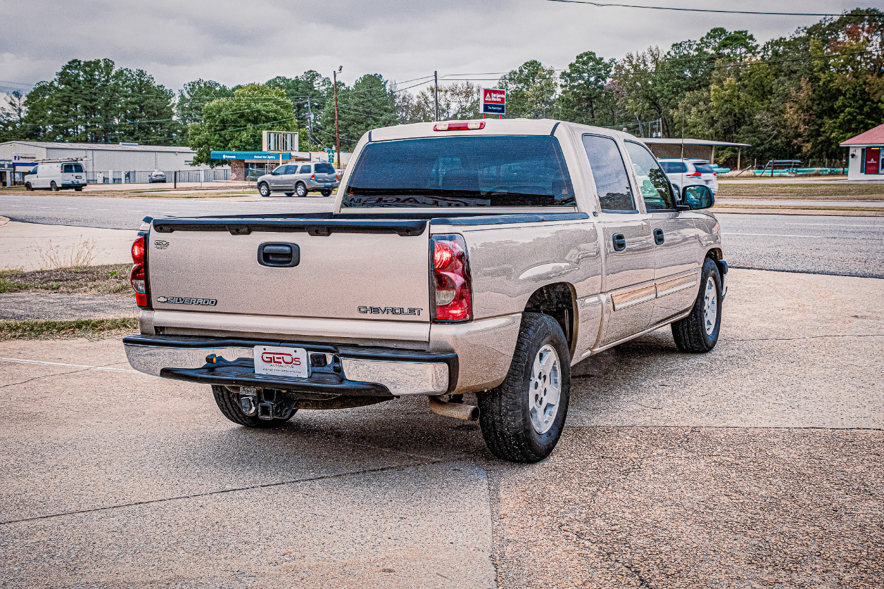 Chevrolet Silverado 1500 LS Crew Cab 2WD 2005 Chevrolet Silverado 1500 LS Crew Cab 2WD 2005