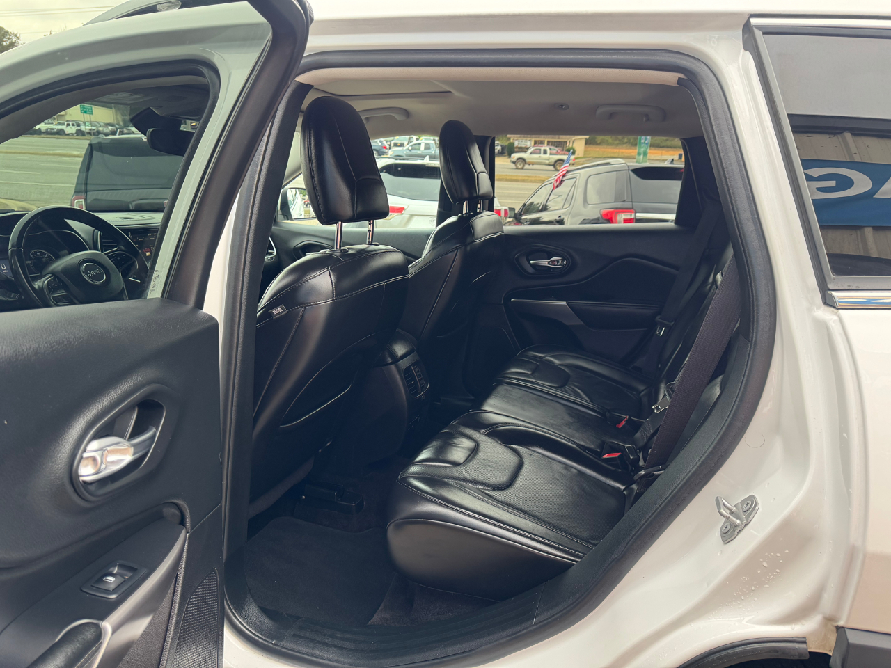 Jeep Cherokee Limited FWD 2019 Jeep Cherokee Limited FWD 2019