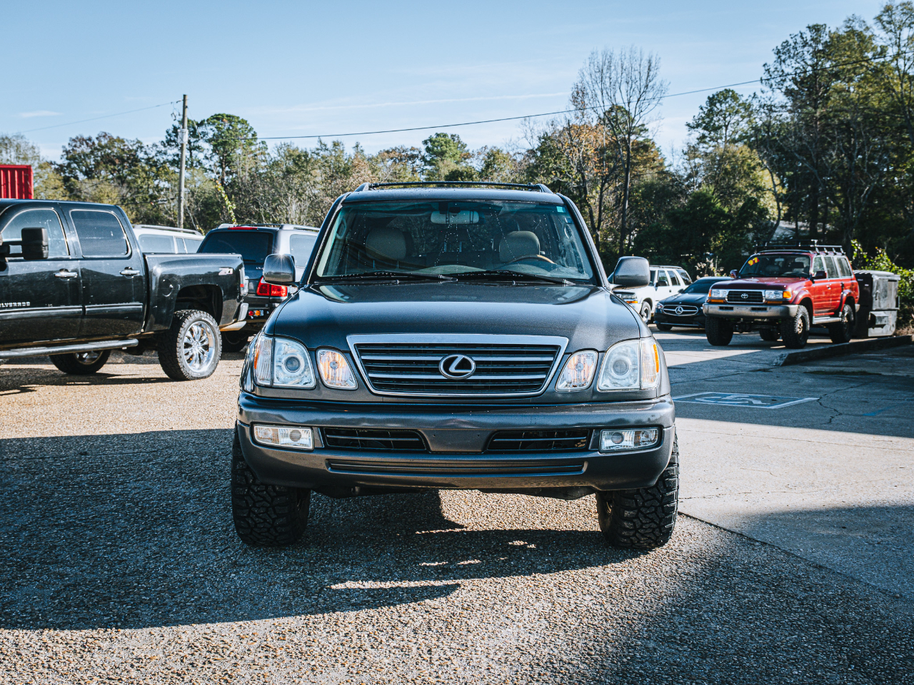 Lexus LX 470 Sport Utility 2004