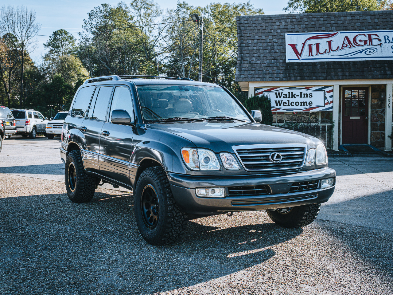 Lexus LX 470 Sport Utility 2004